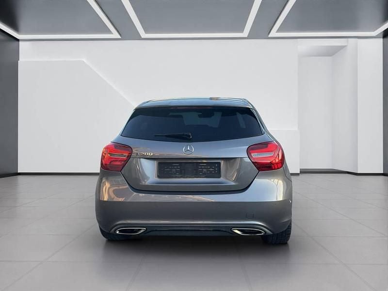 Gebraucht Mercedes A200 Urban 156 PS (114 kW) 2017 Limousine