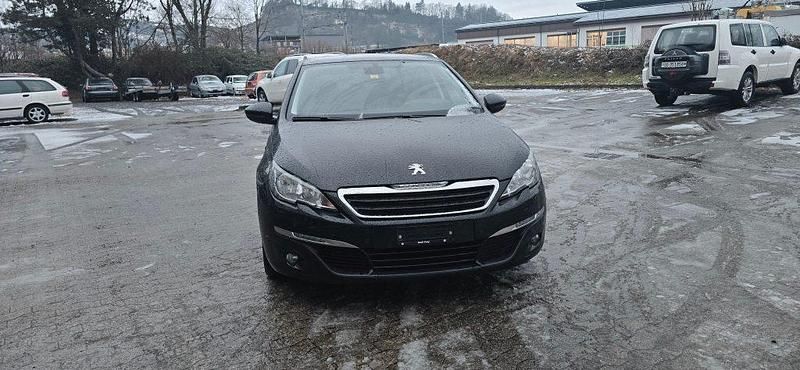 Gebraucht Peugeot 308 Style 130 PS (95 kW) 2014 Kombi