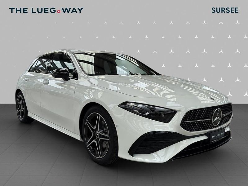 Gebraucht Mercedes A200 Night 163 PS (119 kW) 2025 Weiss Limousine