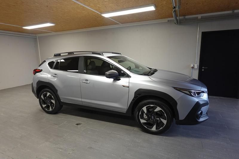 Gebraucht Subaru Crosstrek 136 PS (100 kW) 2025 Silber SUV