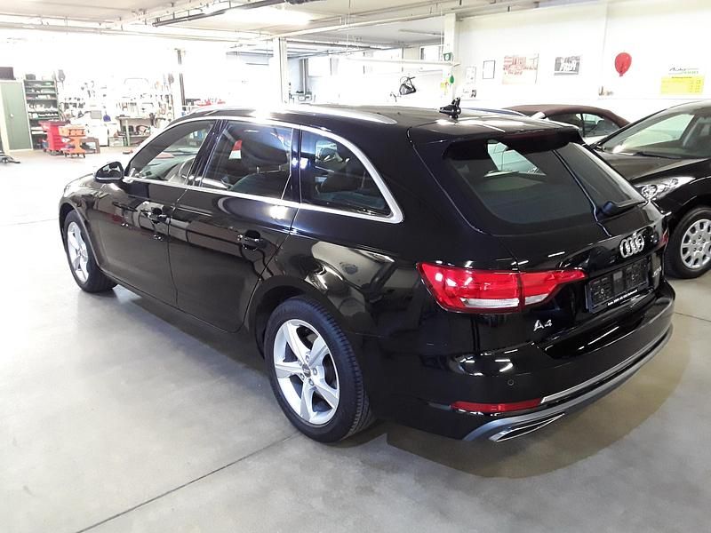 Gebraucht Audi A4 190 PS (139 kW) 2019 Kombi
