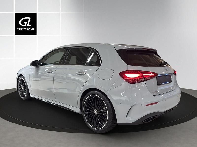 Neu Mercedes A250 224 PS (164 kW) 2026 Grau Limousine