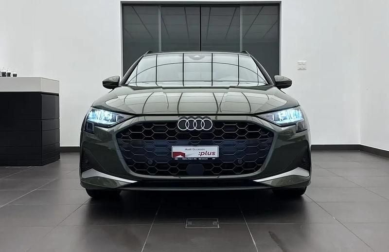 Gebraucht Audi A3 Sportback e-tron Advanced 150 PS (110 kW) 2026 Grün Kleinwagen