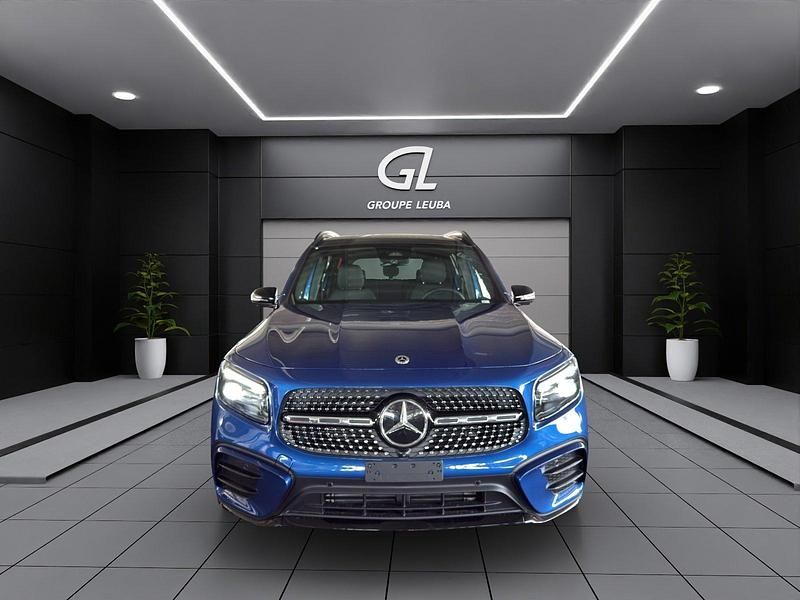 Neu Mercedes GLB250 224 PS (164 kW) 2025 Blau SUV