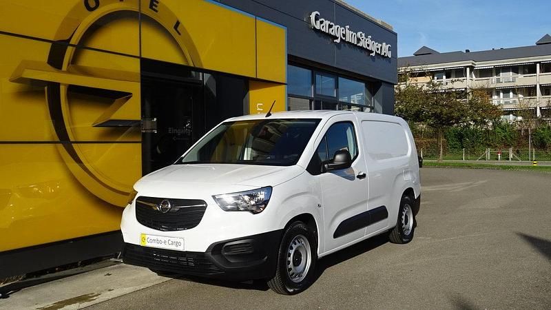 Gebraucht Opel Combo-e Life XL Enjoy 100 kW (136 PS) 2022 Van / Kleinbus