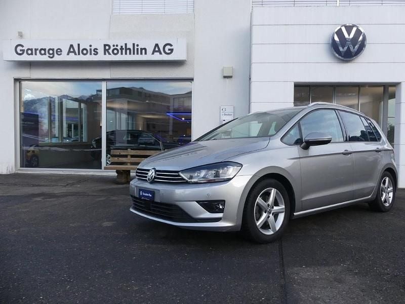 Silber Gebraucht 2015 VW Golf Sportsvan Comfortline Van / Kleinbus | CHF 10’900 (Etwas zu teuer) - Bild 1/4