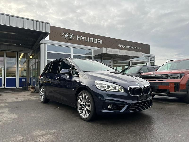 Gebraucht BMW 220 Gran Tourer Sport Line 190 PS (139 kW) 2016 Blau Van / Kleinbus