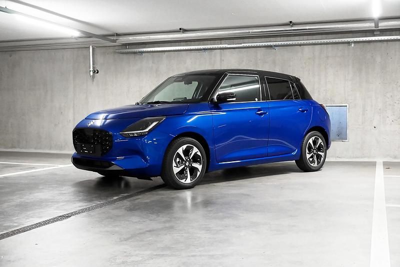 Neu Suzuki Swift 82 PS (60 kW) 2025 Blau Limousine