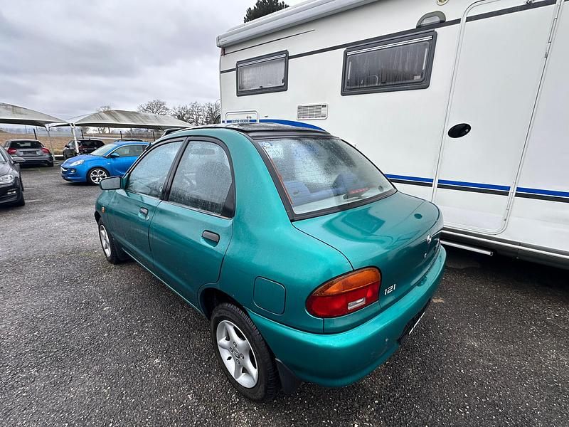 Gebraucht Mazda 121 73 PS (53 kW) 1996