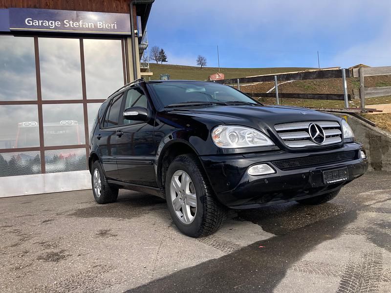 Gebraucht Mercedes ML400 250 PS (183 kW) 2004 SUV