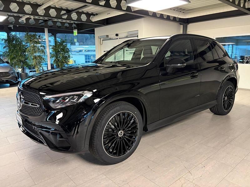 Neu Mercedes GLC220 AMG line 220 PS (161 kW) 2026 Schwarz SUV