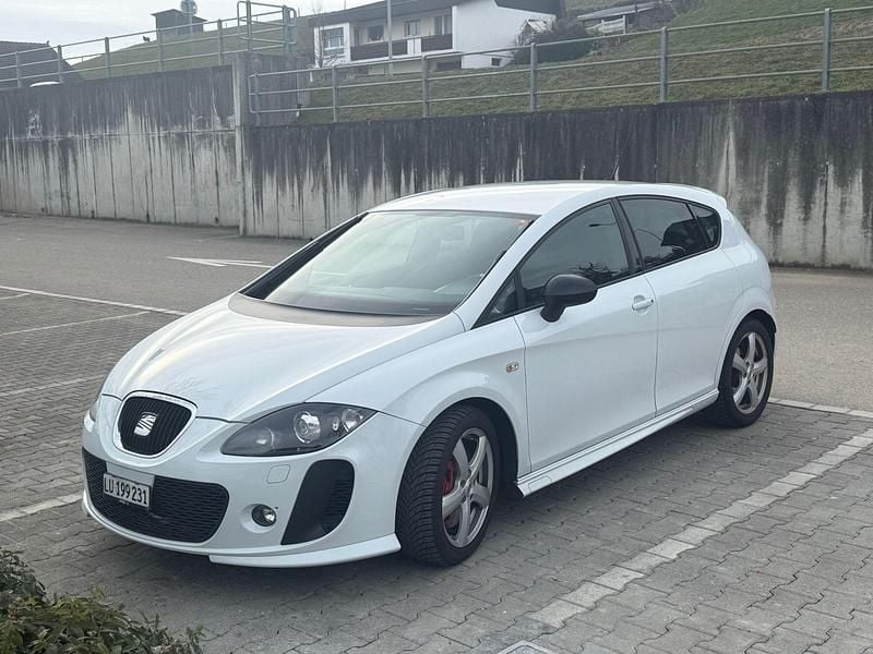 Gebraucht Seat Leon CUPRA 265 PS (194 kW) 2013