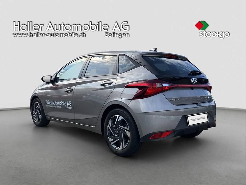 Gebraucht Hyundai i20 100 PS (73 kW) 2020 Limousine