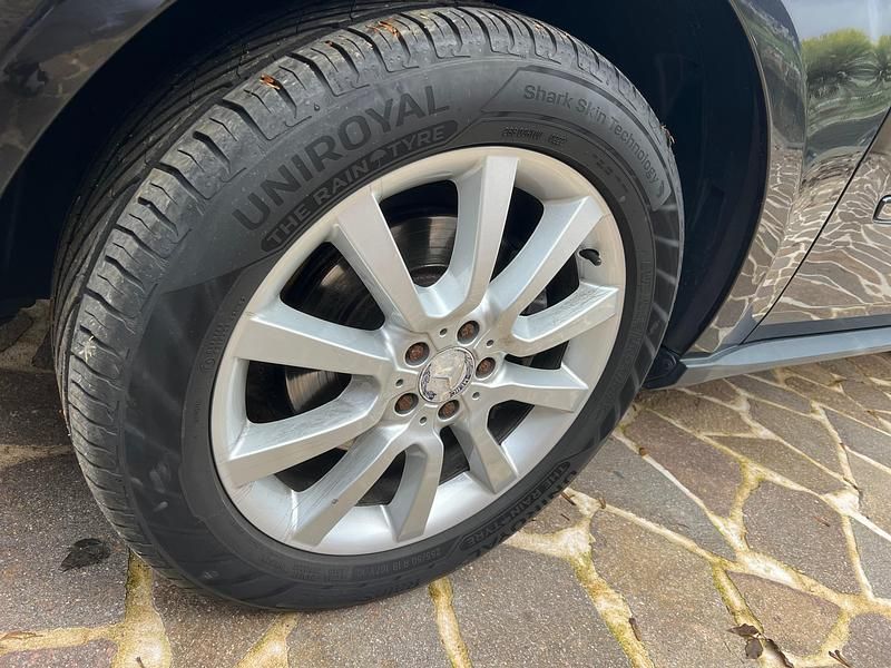 Gebraucht Mercedes ML300 204 PS (150 kW) 2011 SUV