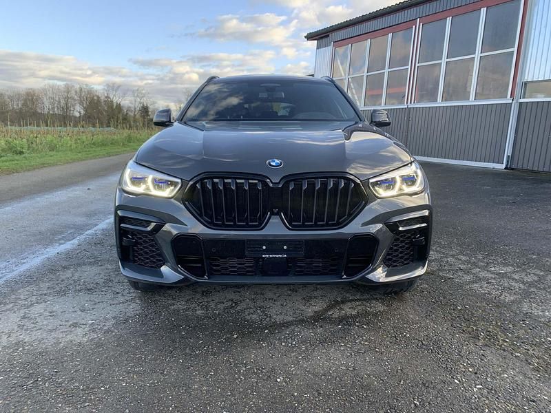 Gebraucht BMW X6 M Sport 351 PS (258 kW) 2023 SUV