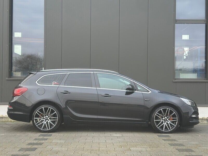 Gebraucht Opel Astra Sport 170 PS (125 kW) 2015