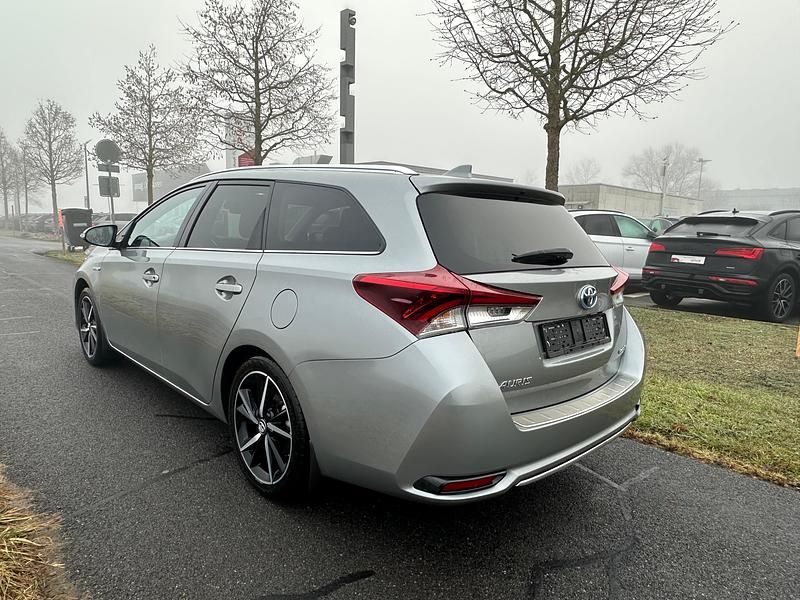 Gebraucht Toyota Auris Touring Sports Premium 136 PS (100 kW) 2016 Kombi