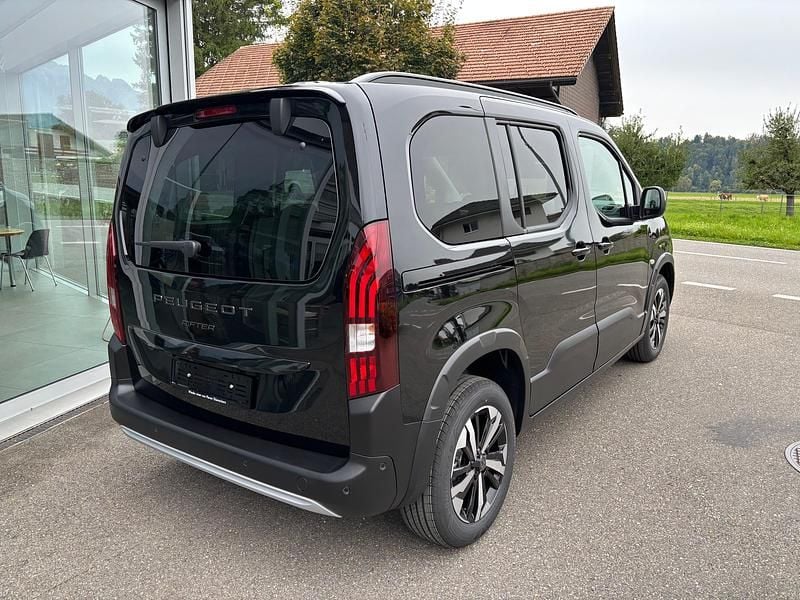 Neu Peugeot Rifter GT 130 PS (95 kW) 2025 Van / Kleinbus