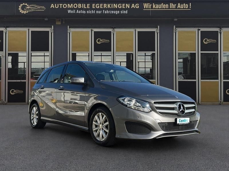 Gebraucht Mercedes B200 156 PS (114 kW) 2016 Van / Kleinbus