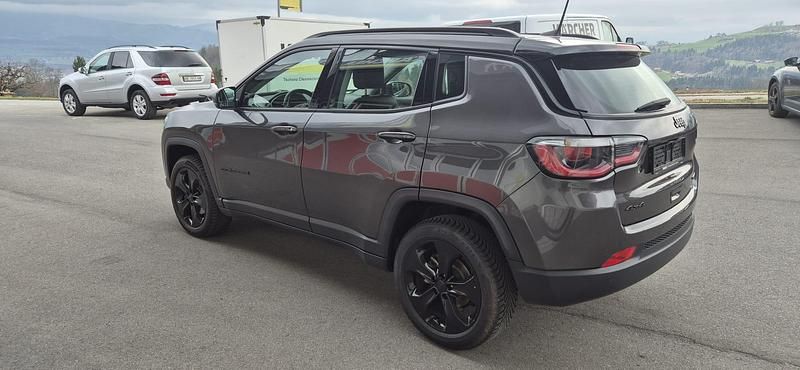 Gebraucht Jeep Compass Night Eagle 140 PS (102 kW) 2020 SUV