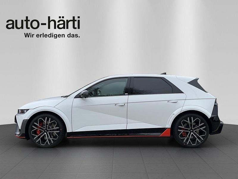 Neu Hyundai Ioniq 478 kW (650 PS) 2025 Weiss Kleinwagen