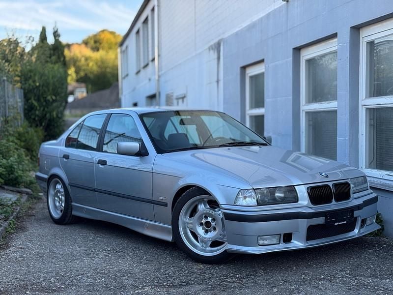 Gebraucht 1997 BMW 323 M Sport | CHF 13’950 - Bild 1/4