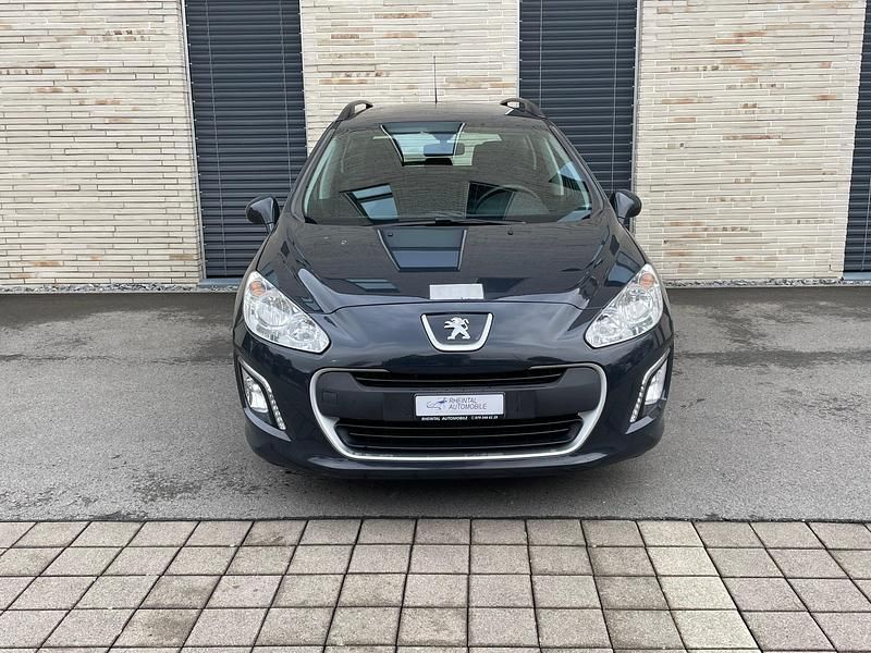 Gebraucht Peugeot 308 SW Business-Line 115 PS (84 kW) 2013 Kombi