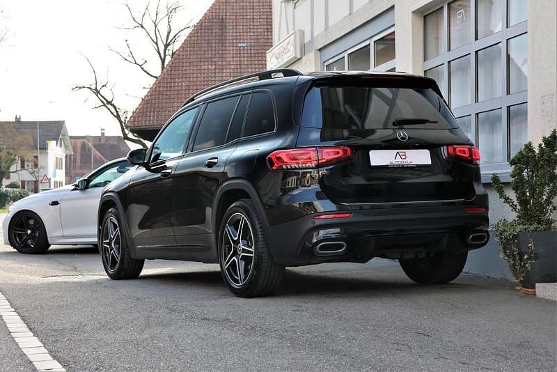 Gebraucht Mercedes GLB200 AMG line 163 PS (119 kW) 2023 SUV