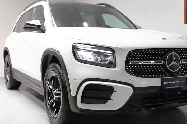 Gebraucht Mercedes GLB220 190 PS (139 kW) 2024 Weiss SUV