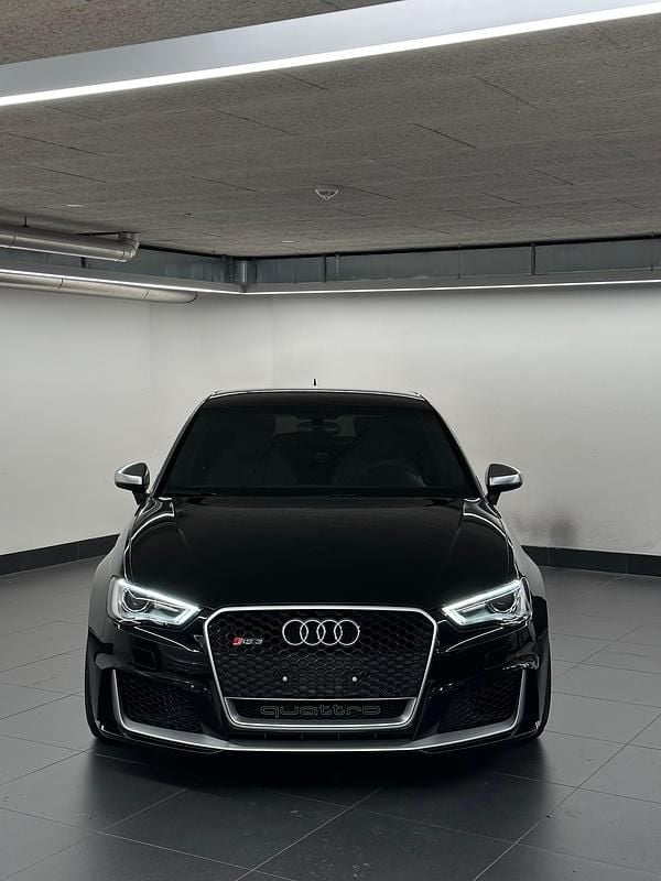 Gebraucht 2015 Audi RS3 Limousine | CHF 33’900 (Fairer Preis) - Bild 1/4
