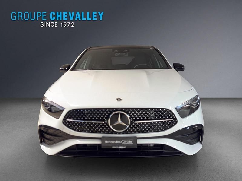 Gebraucht Mercedes A250 AMG line 224 PS (164 kW) 2023 Weiss Limousine