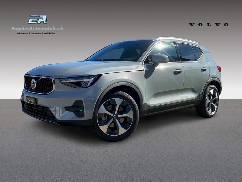 Grau Neu 2025 Volvo XC40 SUV | CHF 43’075 - Bild 1/4