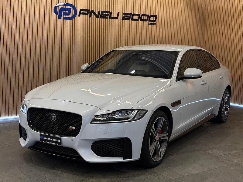 Gebraucht 2016 Jaguar XF S Limousine | CHF 13’890 - Bild 1/4