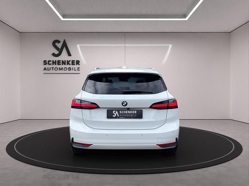 Gebraucht BMW 223 Active Tourer Performance 197 PS (144 kW) 2023 Van / Kleinbus