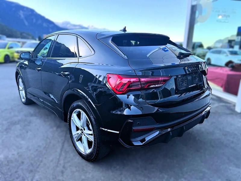 Gebraucht Audi Q3 Sportback 150 PS (110 kW) 2025 Schwarz SUV