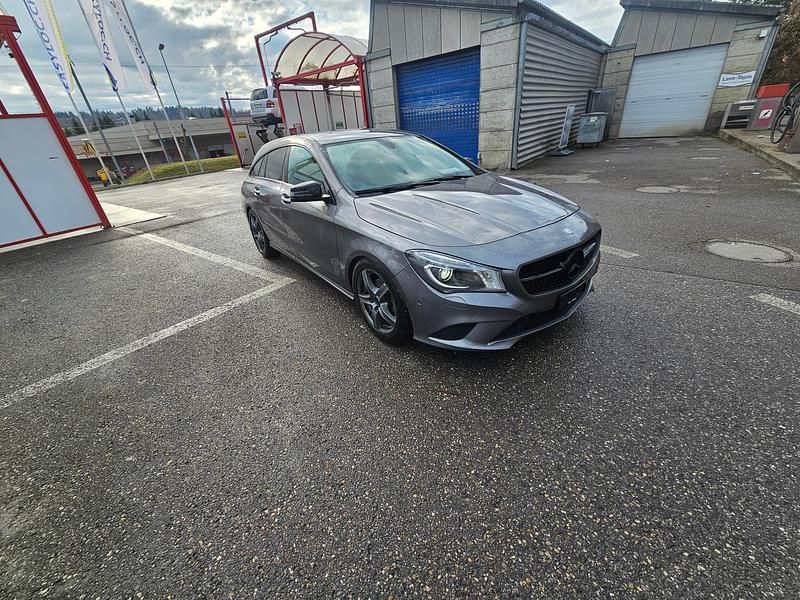 Gebraucht 2016 Mercedes CLA180 Shooting Brake AMG line Kombi | CHF 11’500 - Bild 1/4