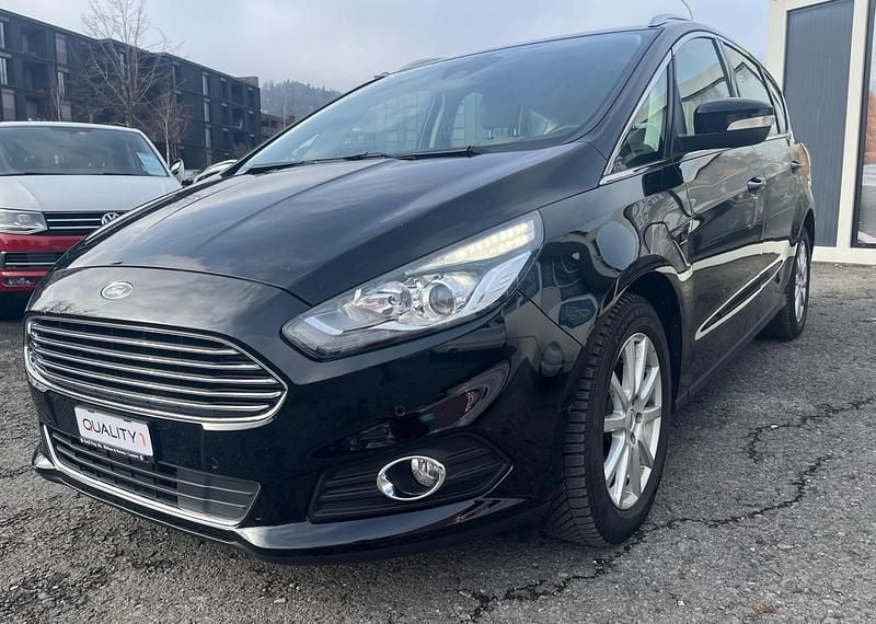 Gebraucht Ford S-MAX Titanium 180 PS (132 kW) 2017 Van / Kleinbus