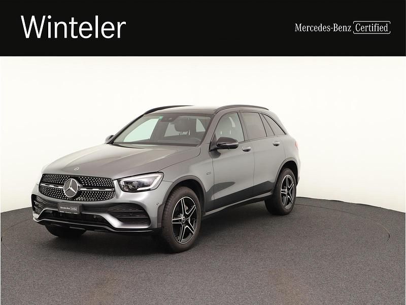 Silber Gebraucht 2020 Mercedes GLC300e AMG line SUV | CHF 44’200 (Teuer) - Bild 1/4
