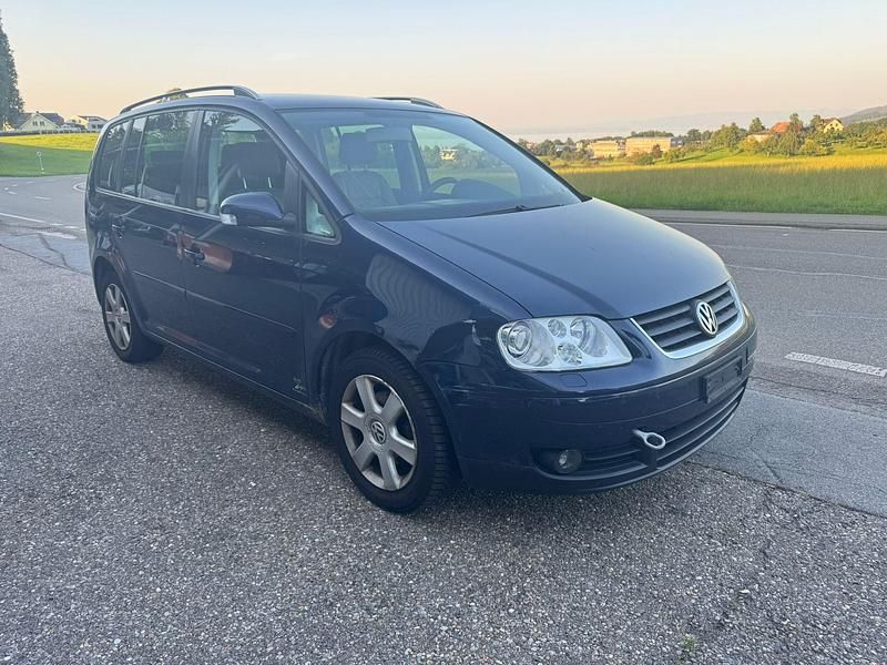 Gebraucht 2005 VW Touran Highline Van / Kleinbus | CHF 740 - Bild 1/4