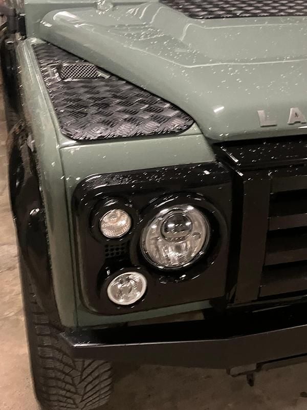 Gebraucht Land Rover Defender 180 PS (132 kW) 2013