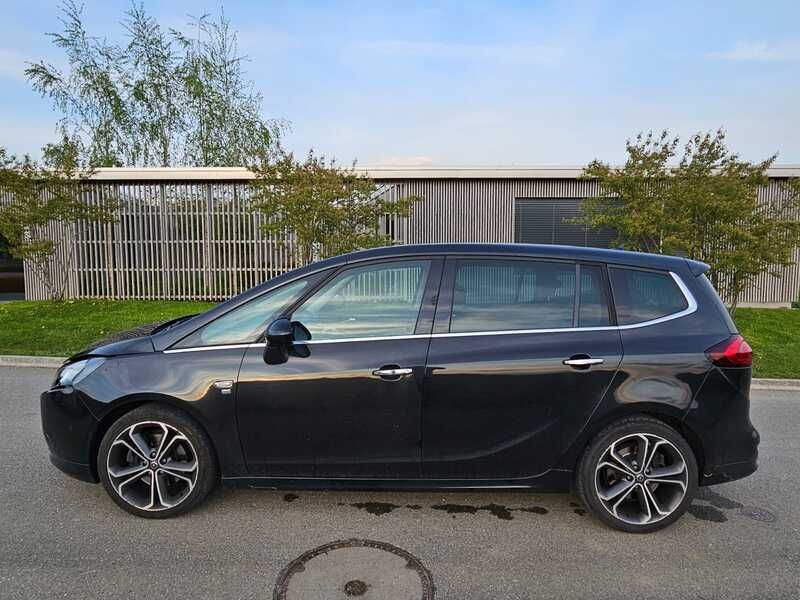 Gebraucht Opel Zafira Tourer Cosmo 194 PS (142 kW) 2013 Van / Kleinbus