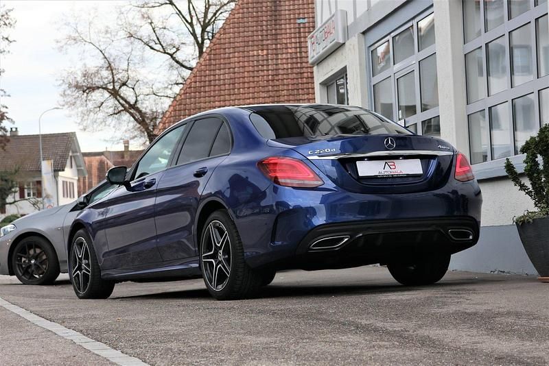 Gebraucht Mercedes C220 AMG line 194 PS (142 kW) 2019 Limousine