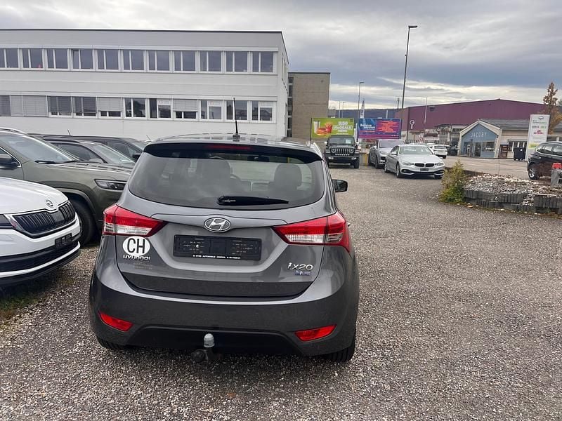 Gebraucht Hyundai ix20 Style 90 PS (66 kW) 2011 Kleinwagen