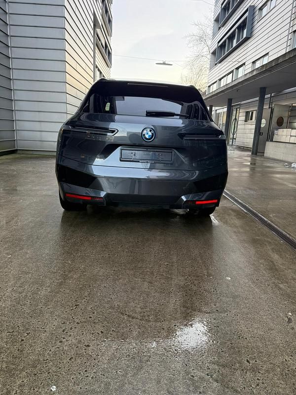 Gebraucht BMW iX 439 kW (598 PS) 2022 SUV