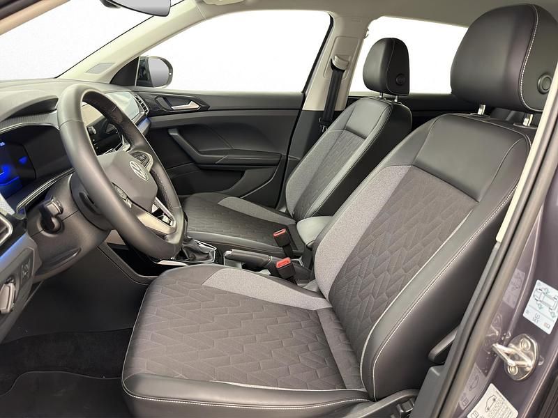 Gebraucht VW T-Cross Goal 116 PS (85 kW) 2025 Grau SUV