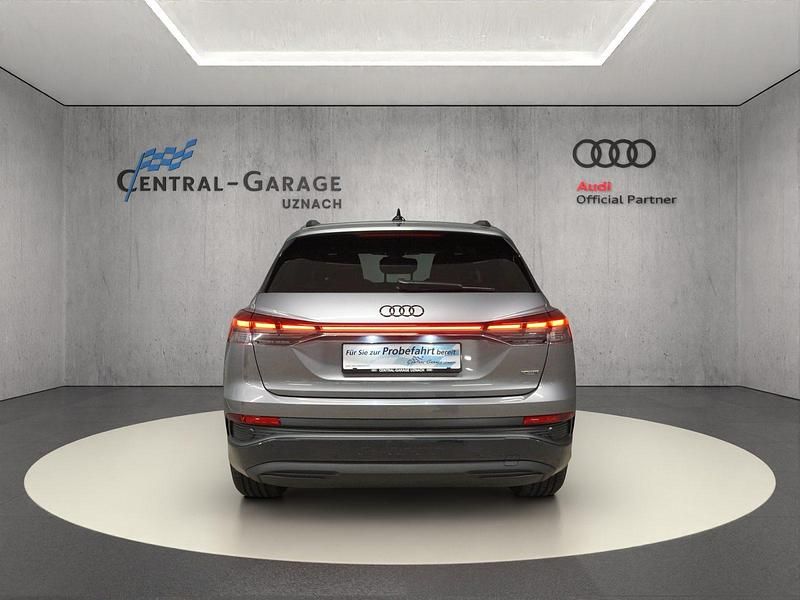 Gebraucht Audi Q4 e-tron Attraction 210 kW (286 PS) 2025 SUV