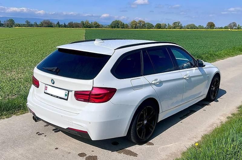 Gebraucht BMW 320 184 PS (135 kW) 2016 Kombi
