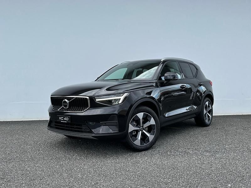 Schwarz Gebraucht 2025 Volvo XC40 Core SUV | CHF 44’850 - Bild 1/4