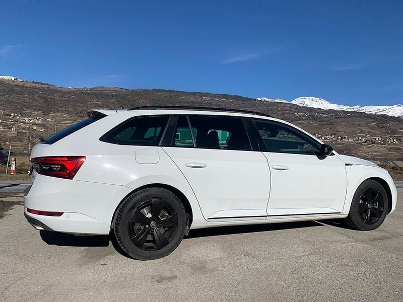 Gebraucht Skoda Superb SportlinePlus 272 PS (200 kW) 2020 Kombi