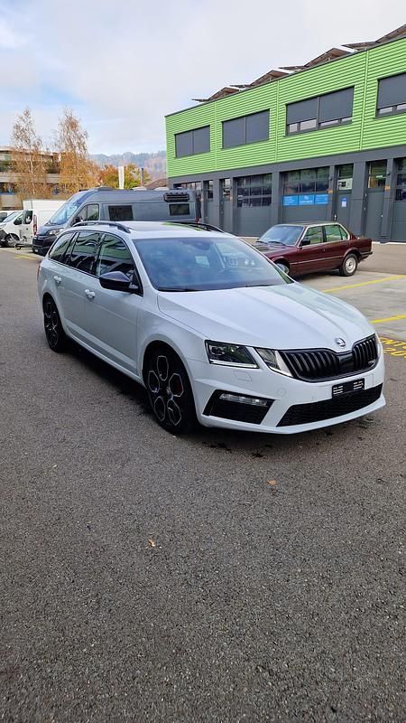 Gebraucht 2018 Skoda Octavia RS Kombi | CHF 21’500 (Teuer) - Bild 1/4